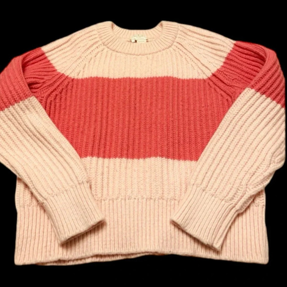 Kate  Spade sweater - Picture 1 of 1